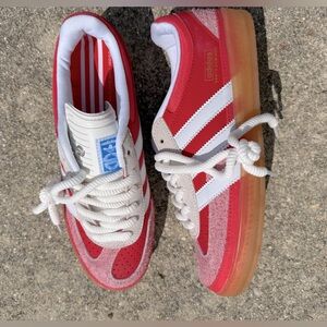 adidas Originals x Bad Bunny Sneaker red size 8.5